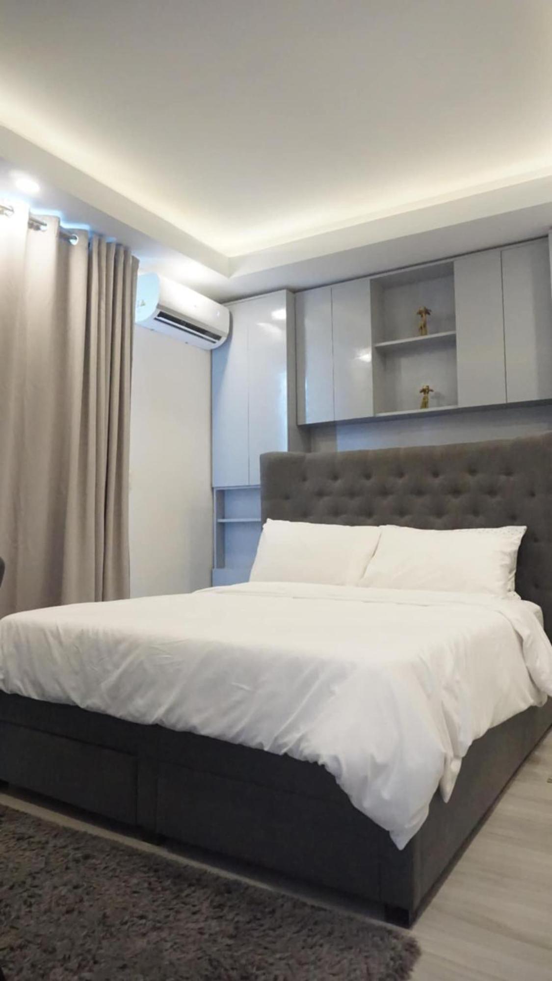 Deluxe Condo 2 Bedroom, 7Th Floor Room Bc In One Madison Tower 3, Megaworld Boulevard, Mandurriao Iloilo City, Philippines Bagian luar foto