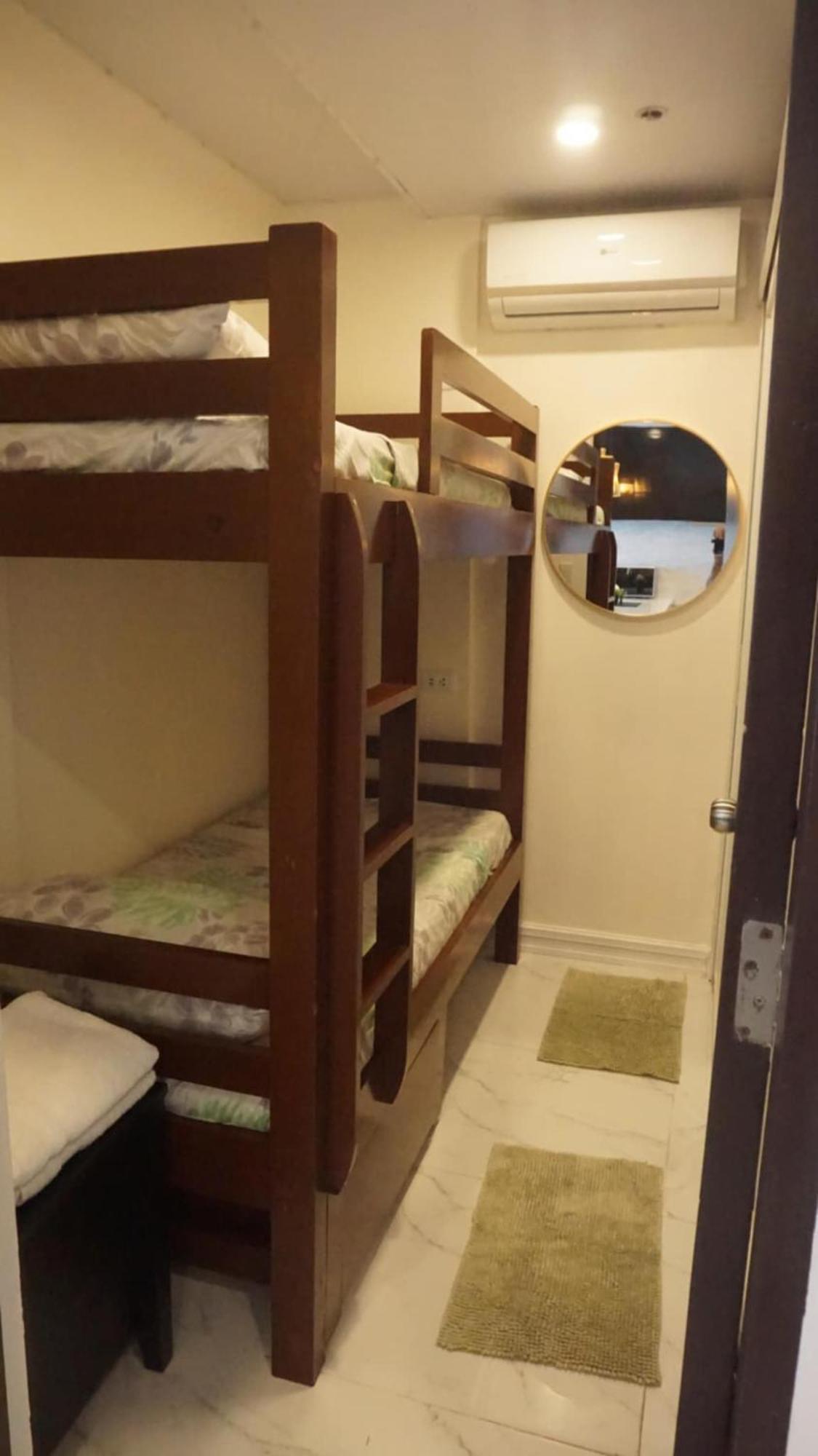 Deluxe Condo 2 Bedroom, 7Th Floor Room Bc In One Madison Tower 3, Megaworld Boulevard, Mandurriao Iloilo City, Philippines Bagian luar foto