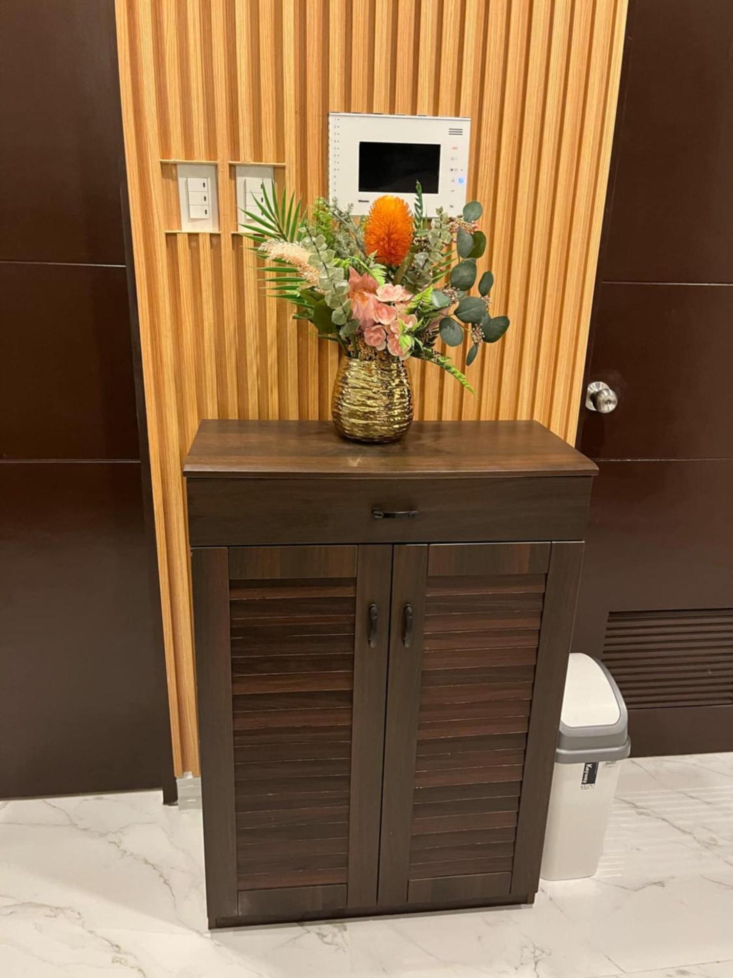 Deluxe Condo 2 Bedroom, 7Th Floor Room Bc In One Madison Tower 3, Megaworld Boulevard, Mandurriao Iloilo City, Philippines Bagian luar foto
