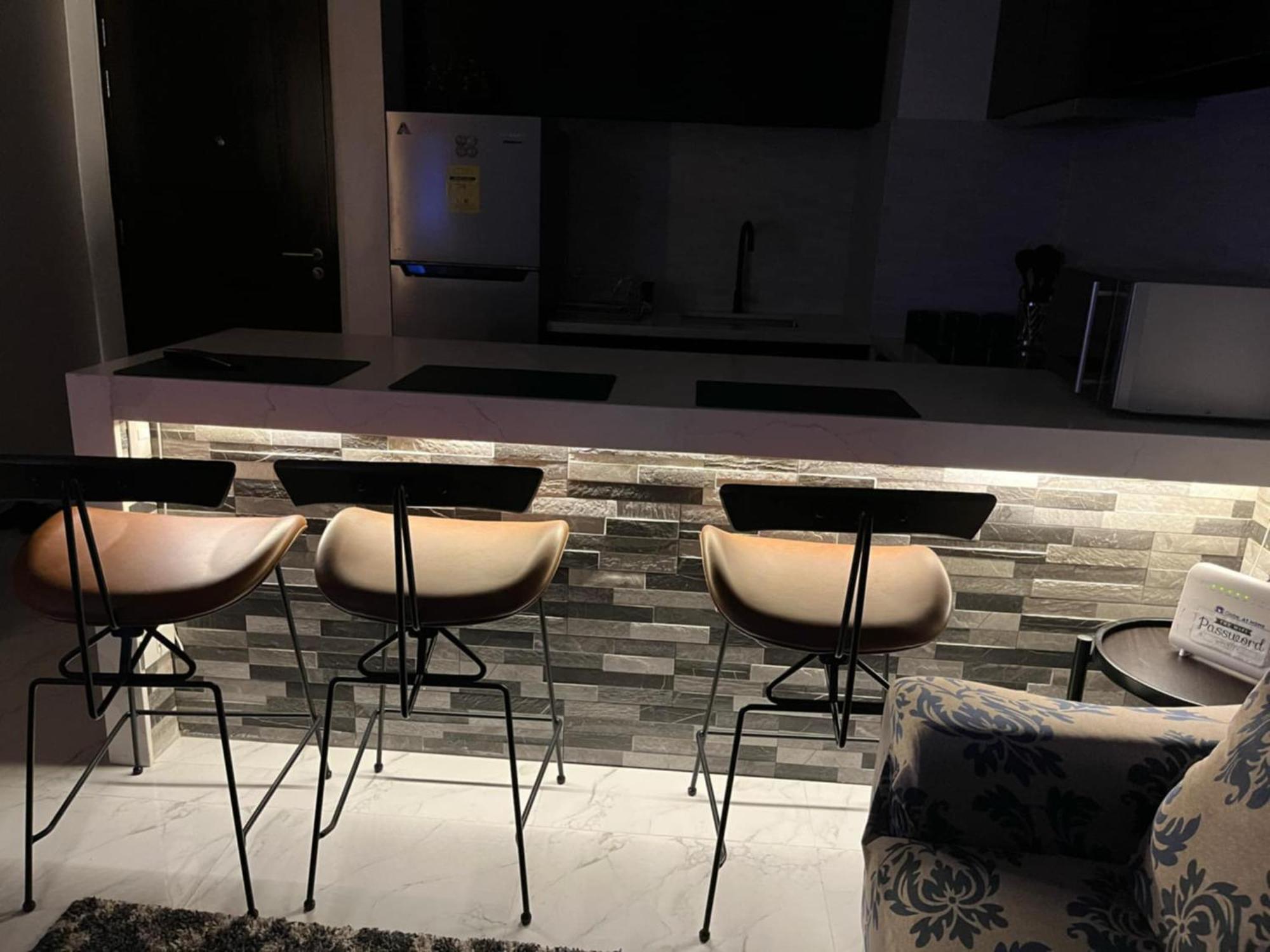 Deluxe Condo 2 Bedroom, 7Th Floor Room Bc In One Madison Tower 3, Megaworld Boulevard, Mandurriao Iloilo City, Philippines Bagian luar foto