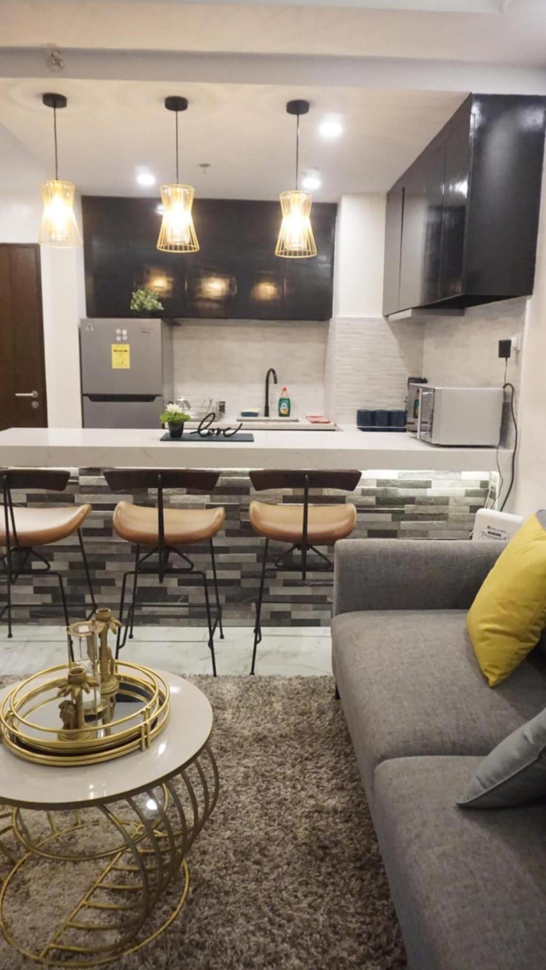 Deluxe Condo 2 Bedroom, 7Th Floor Room Bc In One Madison Tower 3, Megaworld Boulevard, Mandurriao Iloilo City, Philippines Bagian luar foto