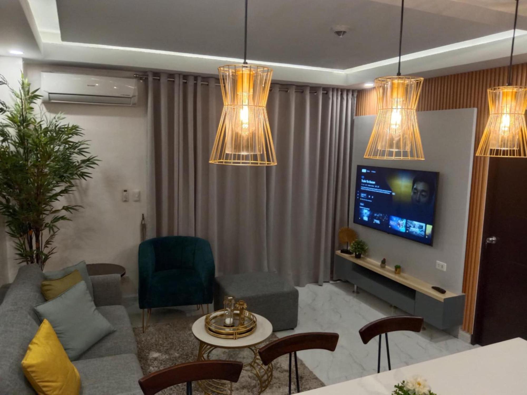 Deluxe Condo 2 Bedroom, 7Th Floor Room Bc In One Madison Tower 3, Megaworld Boulevard, Mandurriao Iloilo City, Philippines Bagian luar foto