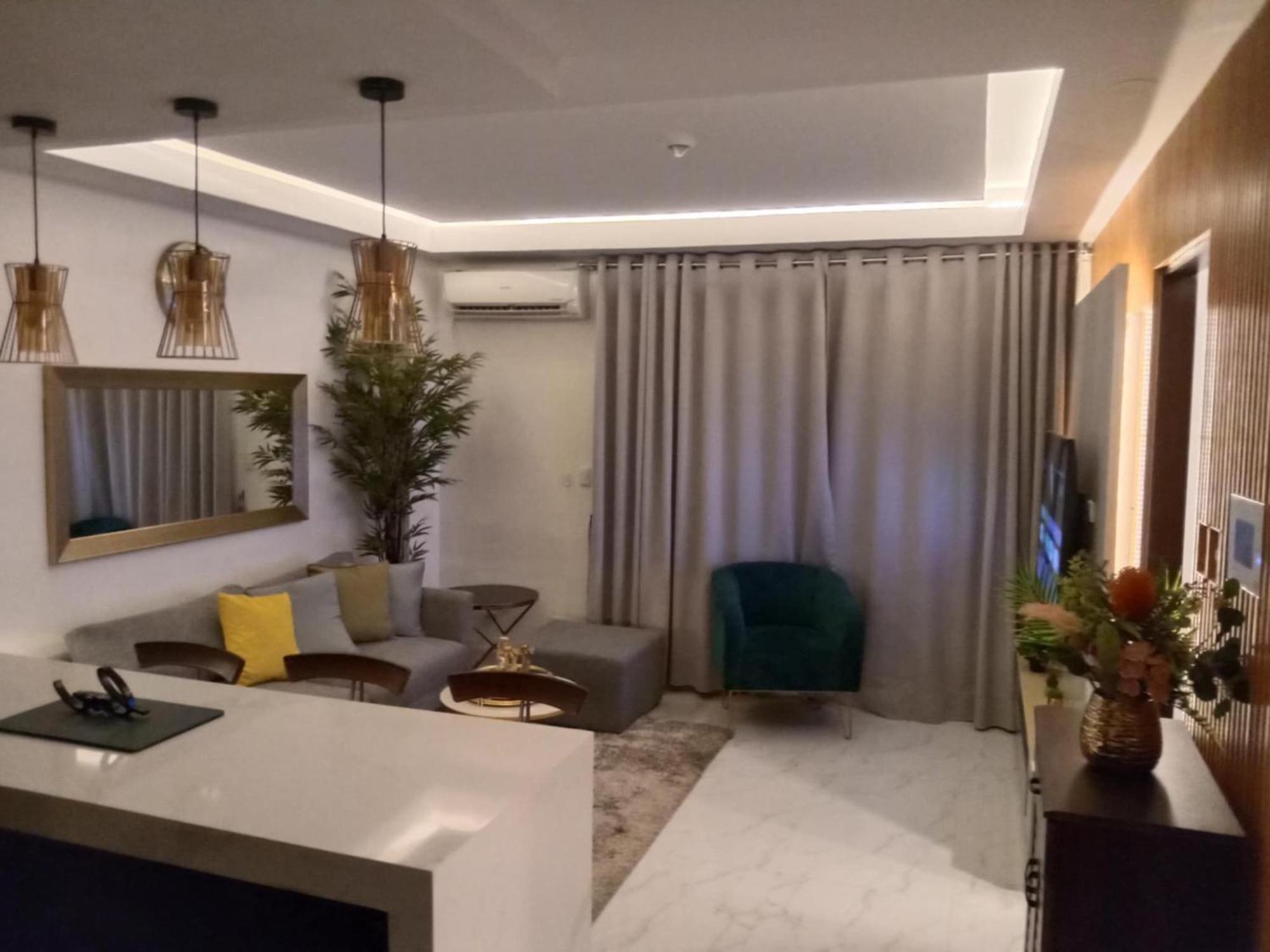 Deluxe Condo 2 Bedroom, 7Th Floor Room Bc In One Madison Tower 3, Megaworld Boulevard, Mandurriao Iloilo City, Philippines Bagian luar foto
