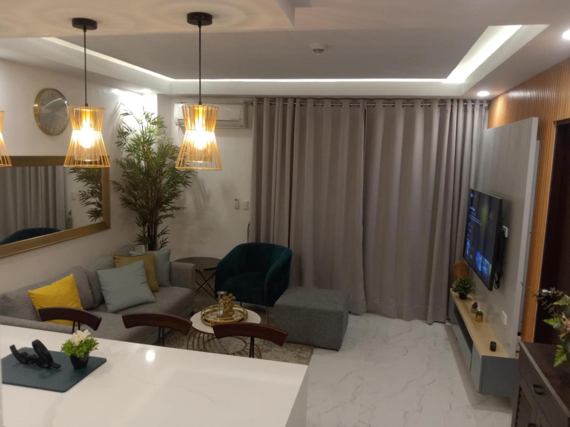 Deluxe Condo 2 Bedroom, 7Th Floor Room Bc In One Madison Tower 3, Megaworld Boulevard, Mandurriao Iloilo City, Philippines Bagian luar foto